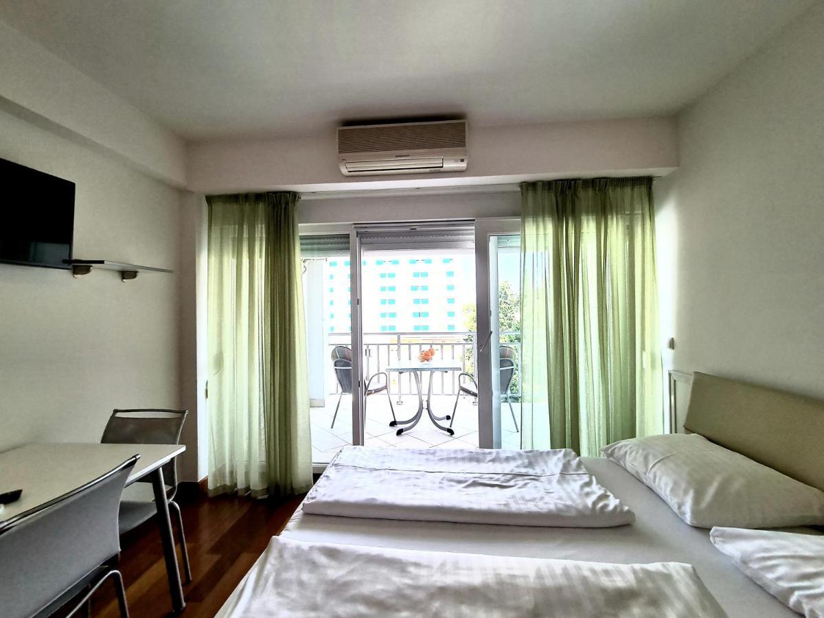 Apartments Veronika Makarska Bagian luar foto