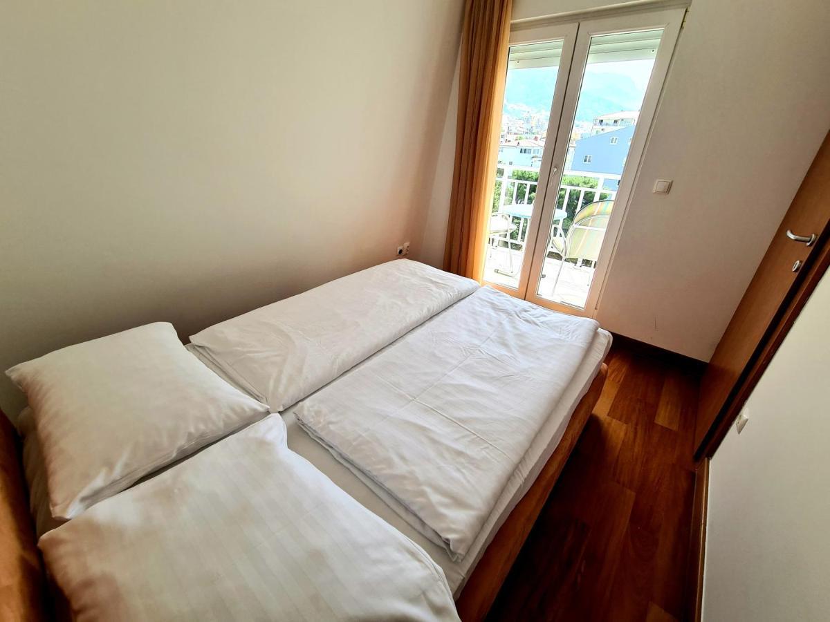 Apartments Veronika Makarska Bagian luar foto